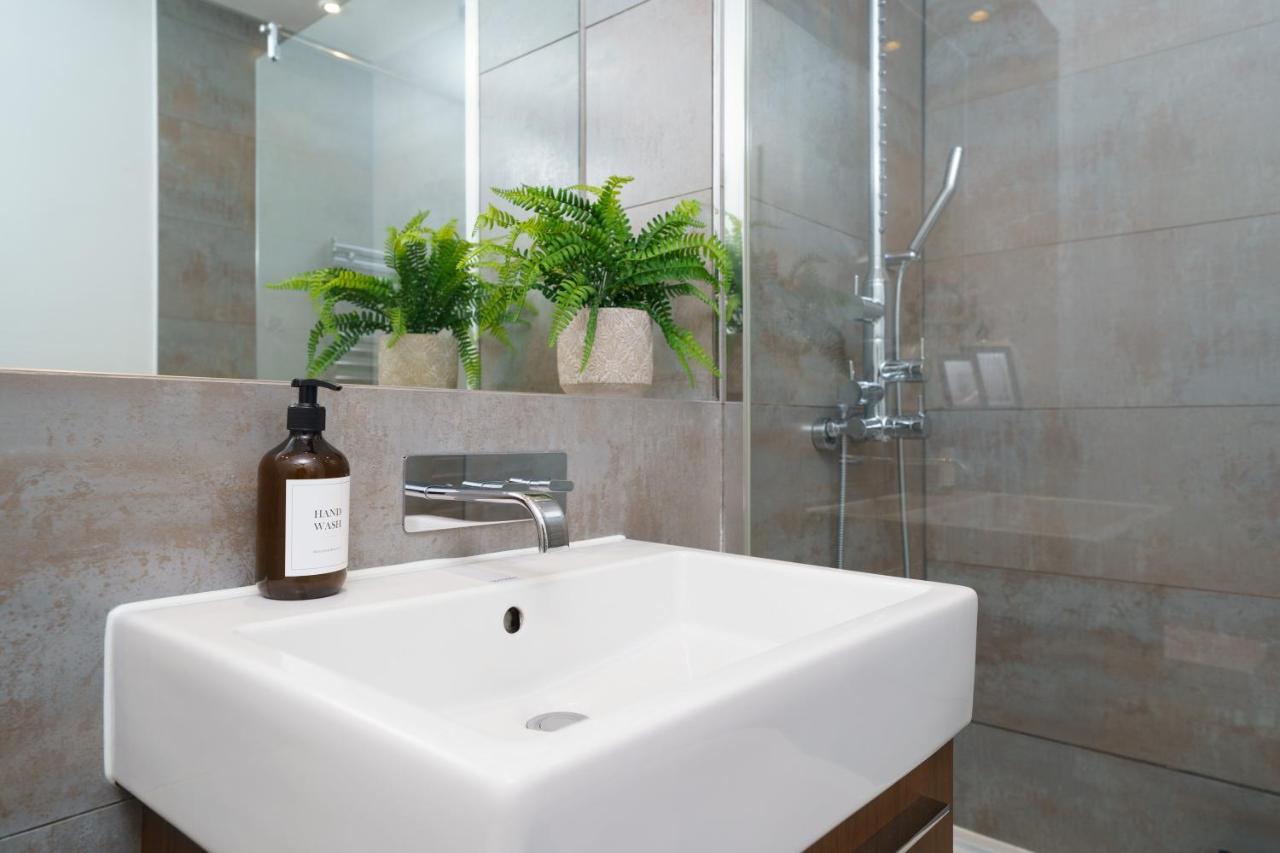 Trafalgar Sq 1 Bedr, 3 Beds Sleeps 6 Londyn Zewnętrze zdjęcie